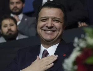 Saadet Partisi’nin 9. Olağan Kongresi’nde 823 oy alan Kayseri Milletvekili Mahmut Arıkan yeni genel başkan oldu.