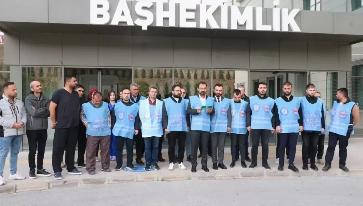 Sağlıkçılara Bütçede Öncelik Talebi