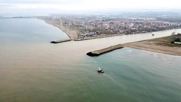 Sakarya Nehri’nde Sığlaşma Balıkçıları Mağdur Ediyor