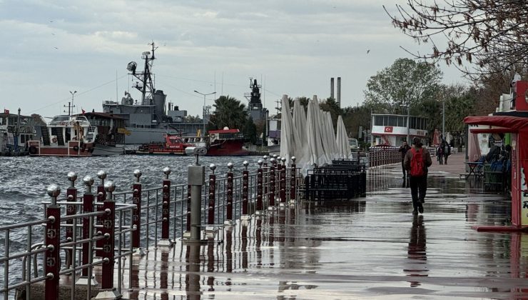 Sakarya ve Kocaeli’de fırtına ve sağanak hayatı felç etti