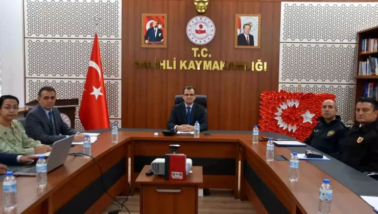 Salihli’de Metruk Binalar İçin Toplantı