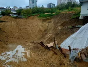 Samsun’da İnşaatta Toprak Kayması