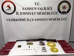Samsun’da tarihi eser ve silah ele geçirildi