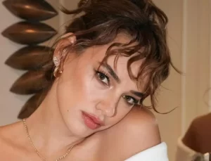 Seda Bakan’ın cesur pozlarına yorum yağdı