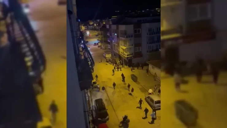 Seferihisar’da Polis Ekibine Saldırı
