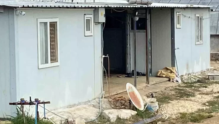 Serik’te Aile İçinde Trajedi: Çiftin Cenazeleri Birlikte Alındı