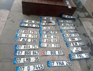 Serik’te Sağanak Yağış Araç Sahiplerini Zor Duruma Soktu