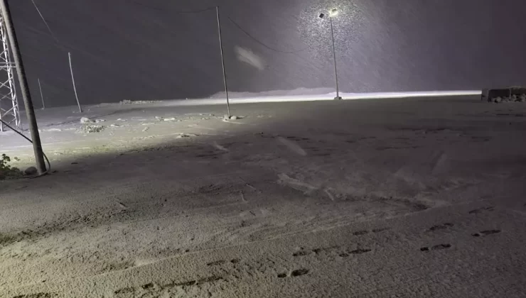 Silvan’da 12 Kırsal Mahalle Yolu Kapandı