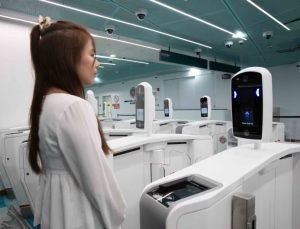 Singapur, pasaportsuz geçiş teknolojisini kullanmaya başladı
