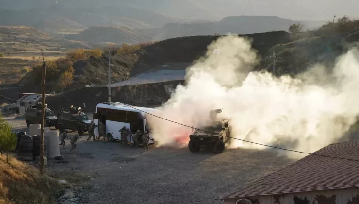 Şırnak’ta Gerçek Mühimmatla 2024 Yıl Sonu Tatbikatı Gerçekleştirildi