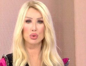 Sürekli eşiyle fotoğraf yayınlayan Seda Sayan, bu defa oğlu Oğulcan’la poz verdi! Anne-oğula yorum yağdı