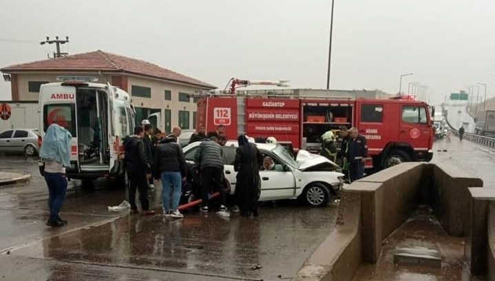 TAG Otoyolu’nda feci kaza: 1 ölü, 3 yaralı