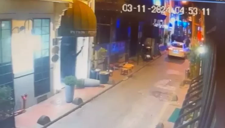 Taksim’de Sokakta Kavga: 4 Şüpheli Gözaltına Alındı