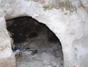 Tarihi Kiliseden Kurşun Levha Hırsızlığı