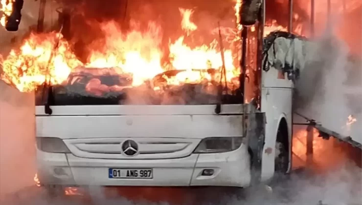 Tarsus’ta Otobüs Yangını