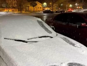 Tatvan’da Aniden Kar Yağışı