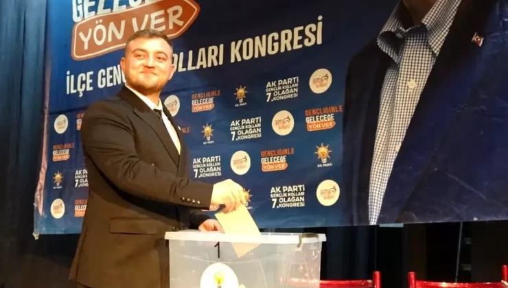 Tavşanlı’da Gençlik Kolları Kongresi Yapıldı