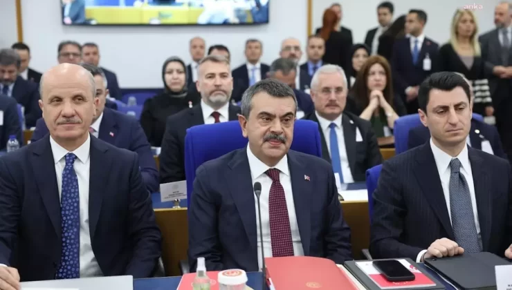 TBMM Plan ve Bütçe Komisyonu… Bakan Tekin: “Chp’liler ‘Mülakata Karşıyız’ Diyor Ama CHP’li Belediyelerin Mülakat İlanları Var”