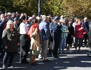 Tiran’da Yolsuzluk Protestoları Devam Ediyor