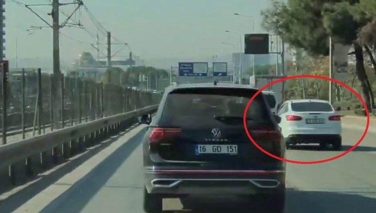 Trafikte korku dolu anlar: Direksiyon başında fenalaştı