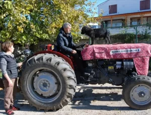 Traktörün Maskotu: Kara