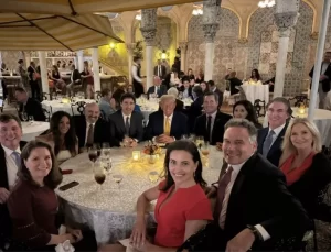 Trump ve Trudeau Florida’da Bir Araya Geldi