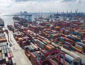 Trump’ın gümrük vergileri İngiltere’ye 22 milyar sterlin yük getirebilir