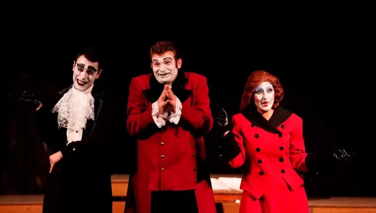 Tunus’ta Türk Tiyatrosu Rüzgarı