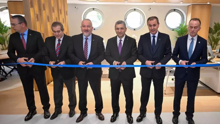 Türkiye İş Bankası’ndan İlk Turizm İhtisas Şubesi Antalya’da Açıldı