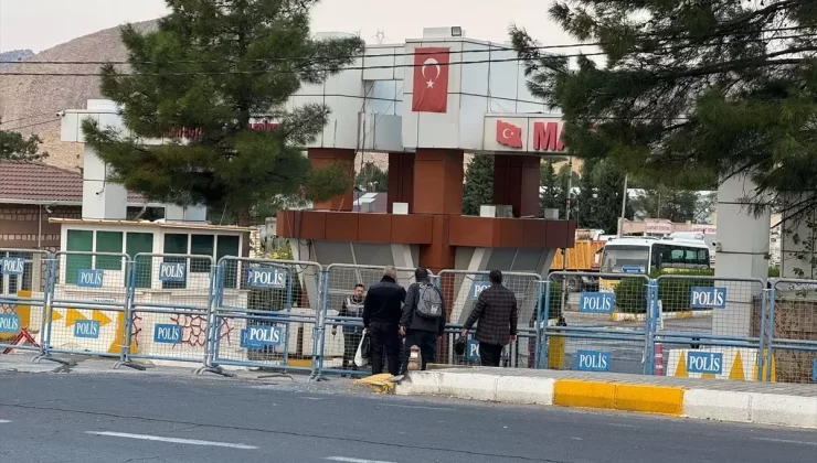 Üç Belediye Başkanı Görevden Uzaklaştırıldı