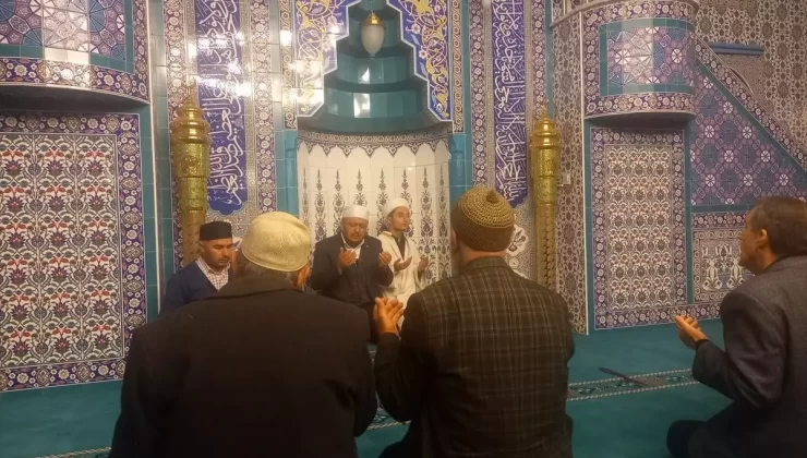 Ulaş’ta Sabah Namazı Buluşması