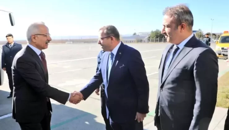 Ulaştırma ve Altyapı Bakanı Uraloğlu Kars ve Ardahan’da Programlara Katıldı