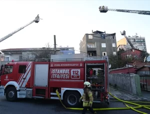Ümraniye’de Çatı Katında Yangın