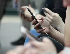 UNESCO Raporu: Sosyal Medya Fenomenleri Bilgi Doğruluğuna Dikkat Etmiyor