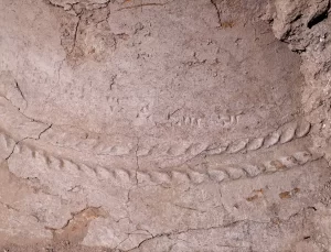 Urartu Dönemine Ait Pithoslar Bulundu