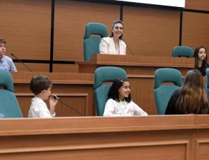 Üsküdar’da Dünya Çocuk Hakları Günü’nde Çocuk Meclisi Toplantısı Gerçekleştirildi