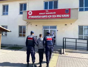 Uyuşturucu Ticareti Yapan Şahıs Yakalandı