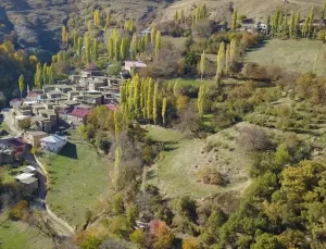 Uzuntaş Köyü Sonbahar Renklerine Büründü