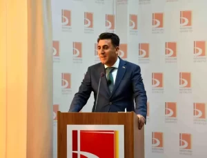 Vali Aygöl BŞEÜ’de Kariyer Söyleşisi Gerçekleştirdi