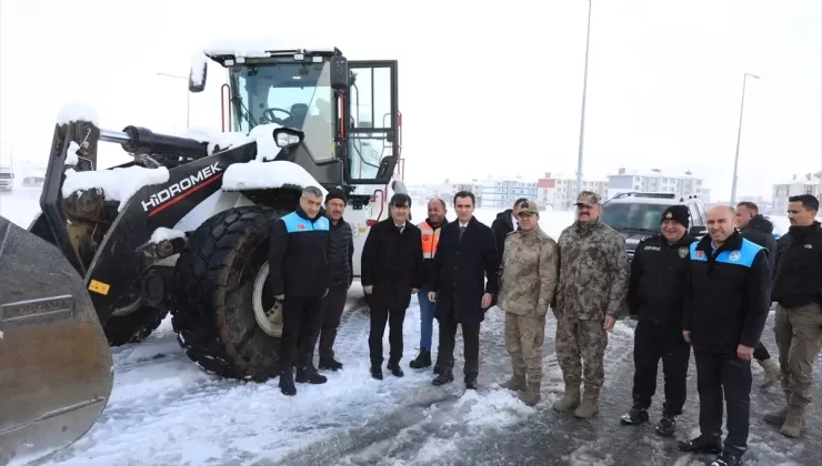 Vali Karakaya’dan Kar Temizleme Denetimi