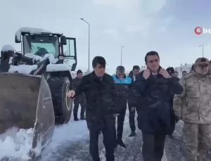 Vali Karakaya’dan Karla Mücadeleye Destek