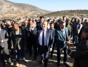 Vali Pehlivan Gökçetaş’ta Vatandaşlarla Buluştu