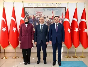 Valilerden Uşak Valisine Ziyaret