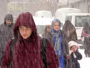 Van’a Kar Yağışı Sevinci