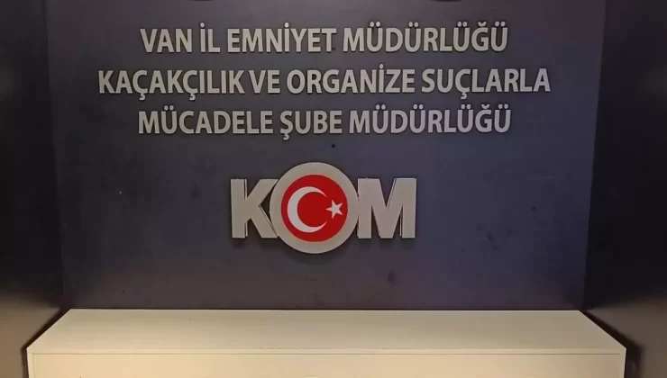 Van’da Gümrük Kaçağı 20 Kilo Külçe Altın Ele Geçirildi