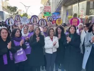 Van’da Kadına Yönelik Şiddete Karşı Yürüyüş Düzenlendi