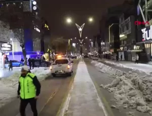 Van’da Kar Yağışı Sonrası 158 Yerleşim Yeri Yolu Açılacak