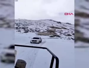 Van’da Karla Mücadele Ekipleri Yoğun Mesai Harcıyor