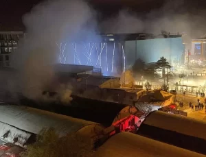 Van’da Mısır Çarşısı’nda Yangın