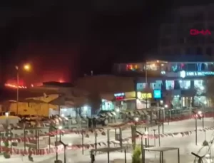 Van’da Mısır Pazarı’nda Yangın Çıktı